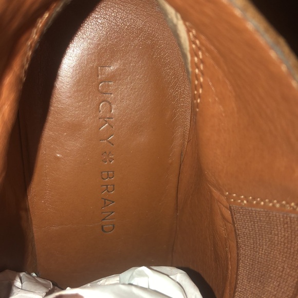 LUCKY BRAND leather ~ super cute Boots! - Picture 6 of 11